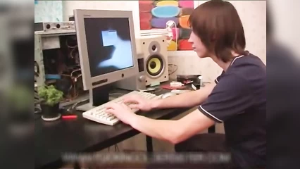 После траха с сестрой сделал ей кунилингус