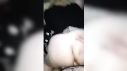 Не жалеет задницы жены толстухи