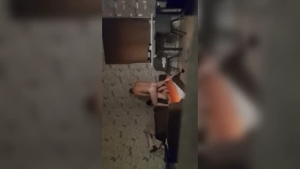 Трахаю жену, пока она пьяная