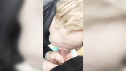 Любит это дело, когда пососать дают