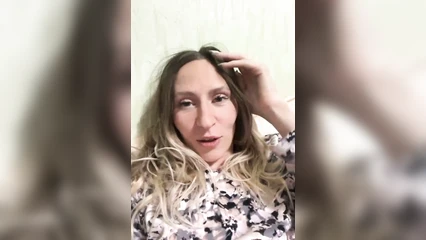 Волосатая пизда чешется