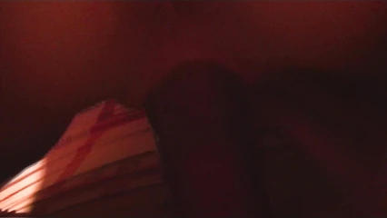 Оксанка садится на вибратор