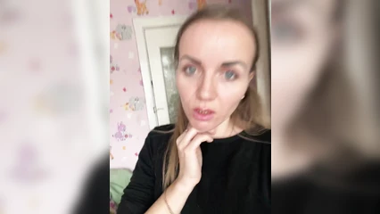 Стройная Алёнушка на стриме