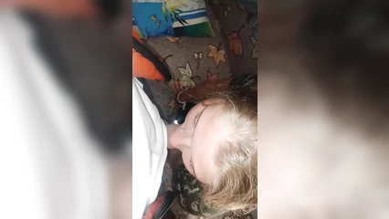 Подружка сестры неплохо сосёт и трахается